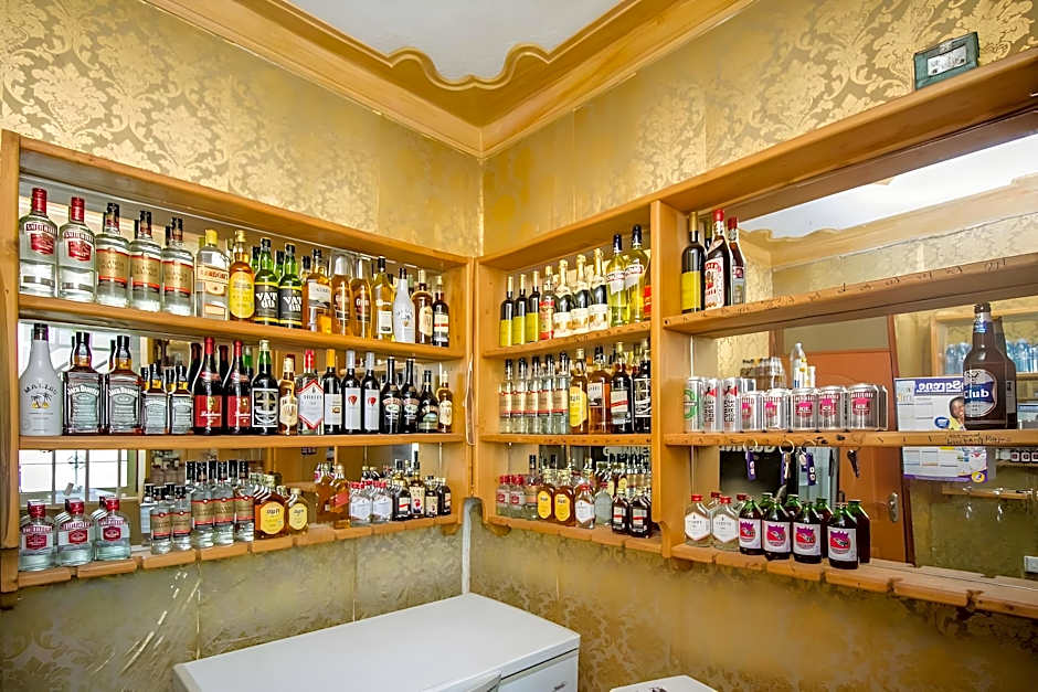 Platinum Royal Hotel – Kampala