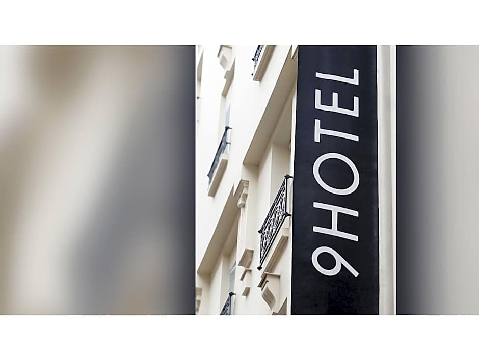 9hotel Opera