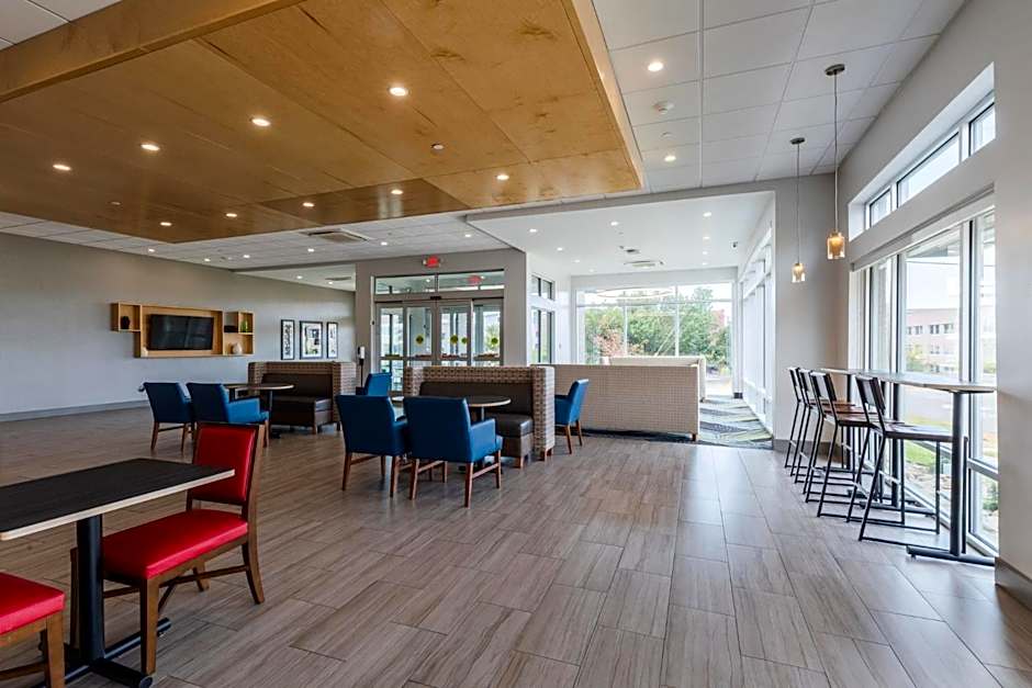 Holiday Inn Express and Suites Columbia Downtown- The Vista By IHG