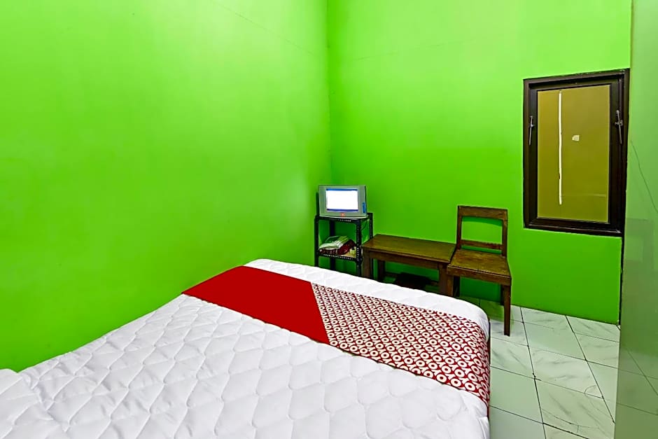 SPOT ON 91357 Hotel Mulyo