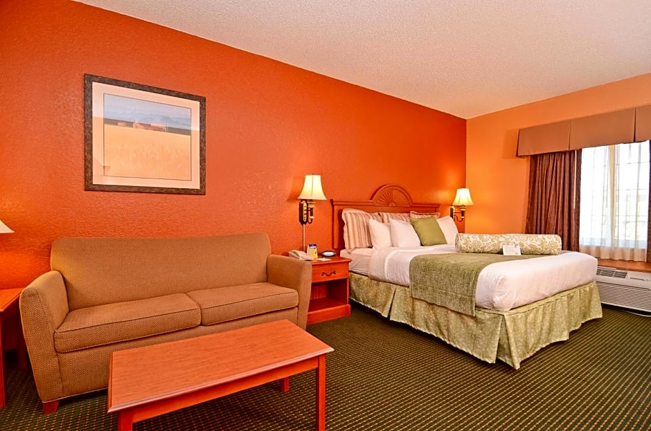 Best Western Plus Pioneer Inn & Suites Grinnell