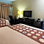 Super 8 by Wyndham Pasadena