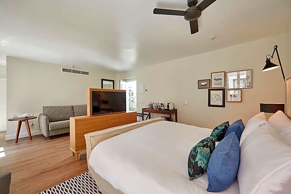Photo 1 of 6 of Deluxe Junior Suite