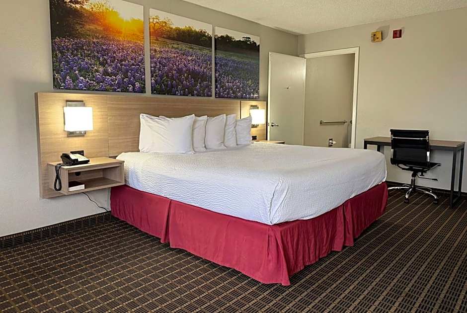 Days Inn by Wyndham San Antonio Interstate Hwy 35 North