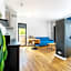 Apart House, Tylna 20