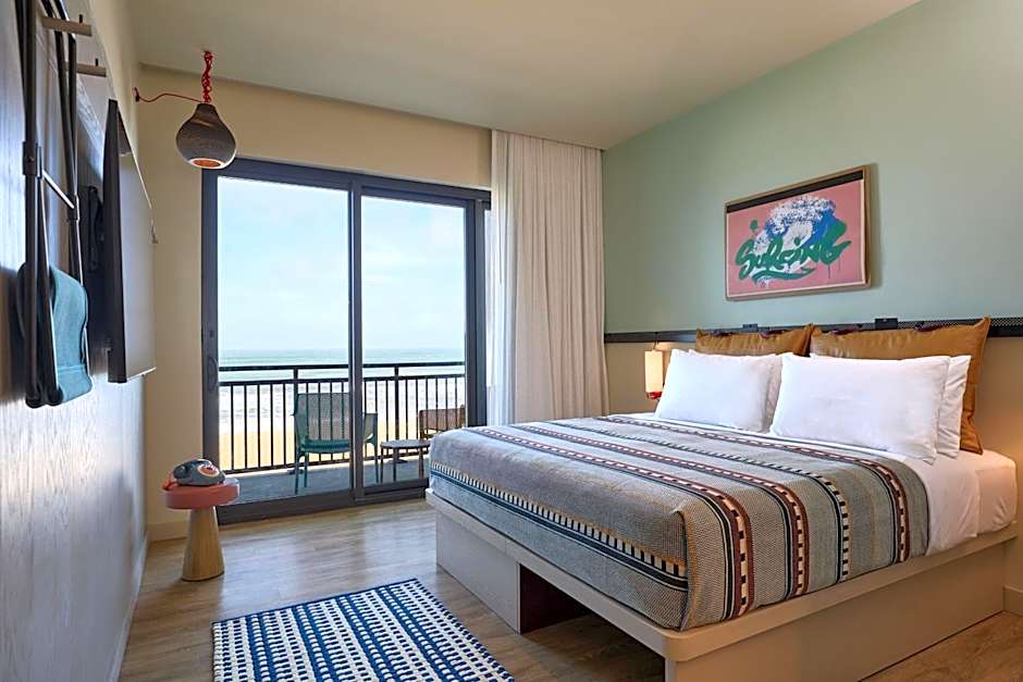 Moxy Virginia Beach Oceanfront