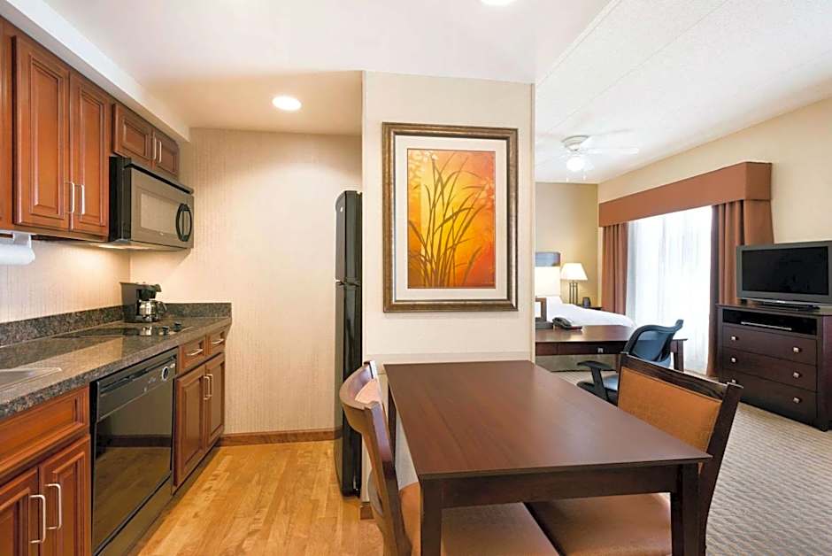 Homewood Suites by Hilton Minneapolis/St Paul New Brighton