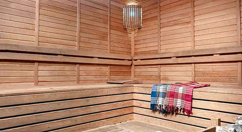 LADİK HOTEL