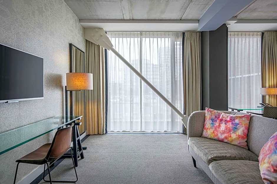 DoubleTree By Hilton Hotel Amsterdam - Ndsm Wharf