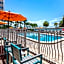 Winter the Dolphin's Beach Club, Ascend Hotel Collection