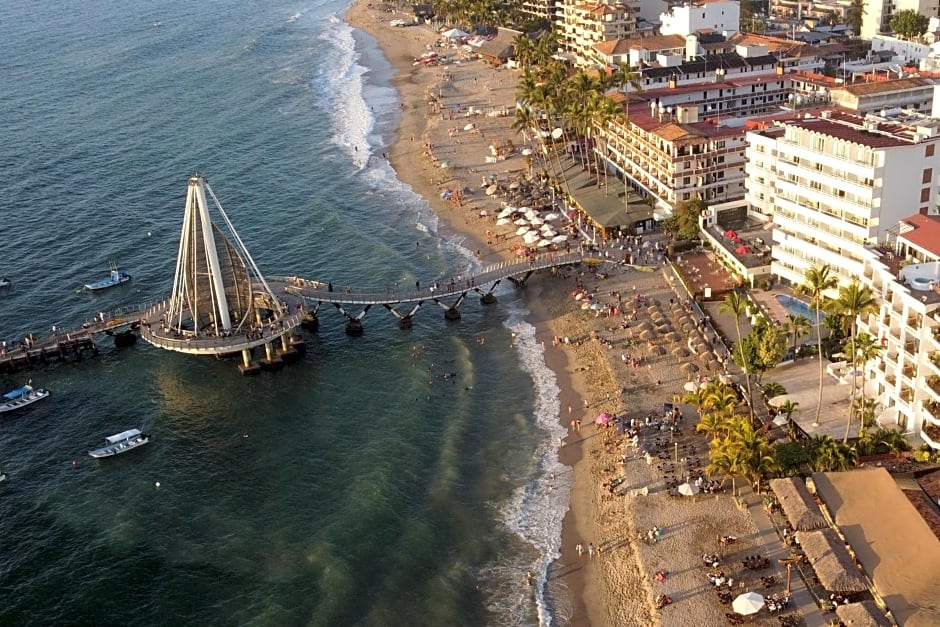 Emperador Vallarta Beachfront Hotel and Suites
