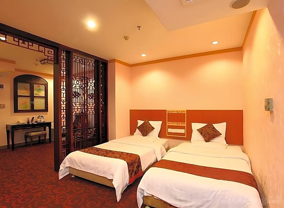 Xinhua Hotel