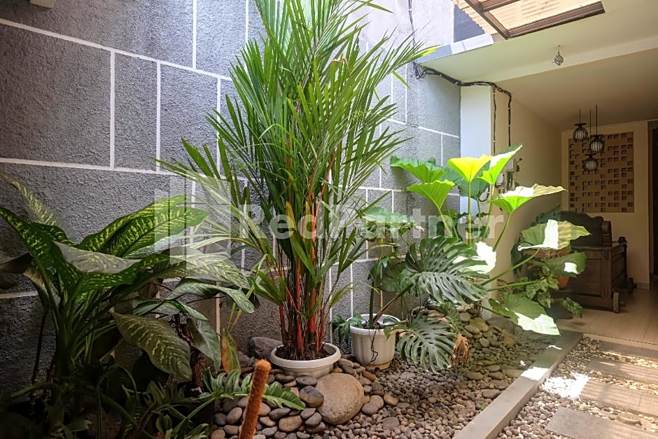 Ndliman House near UGM Jogja Mitra RedDoorz