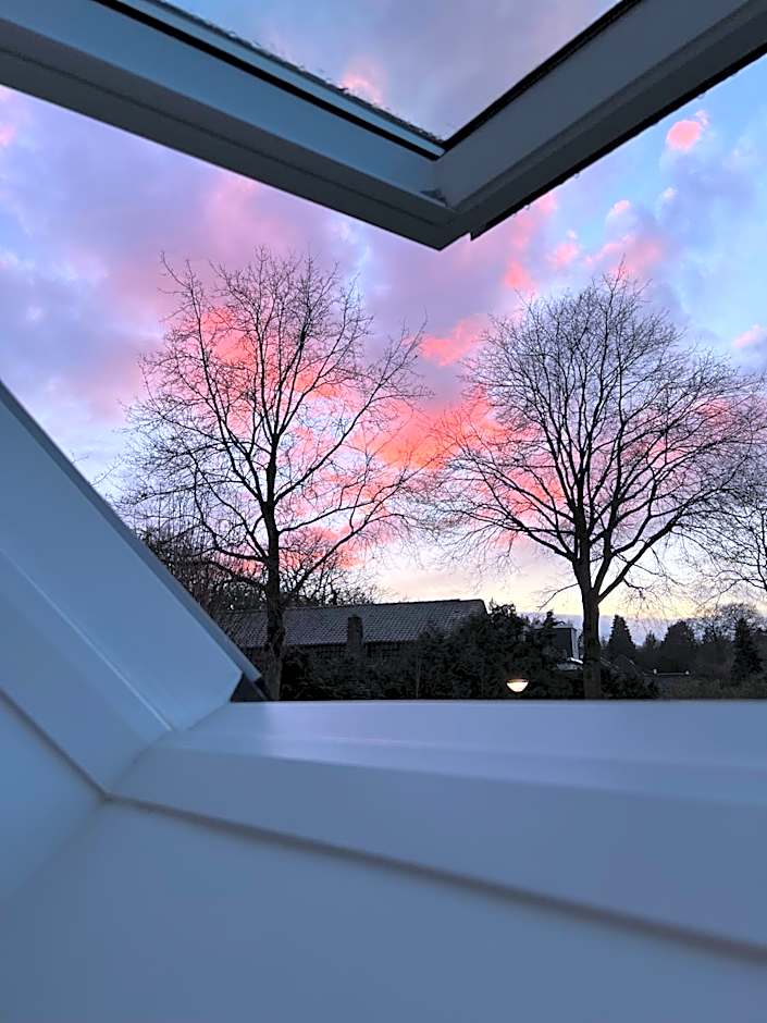 BnB Mir Lo in Mierlo Adults only