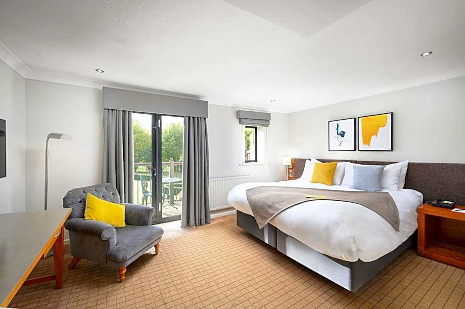 Photo 1 of 7 of Standard 1 King Bed
