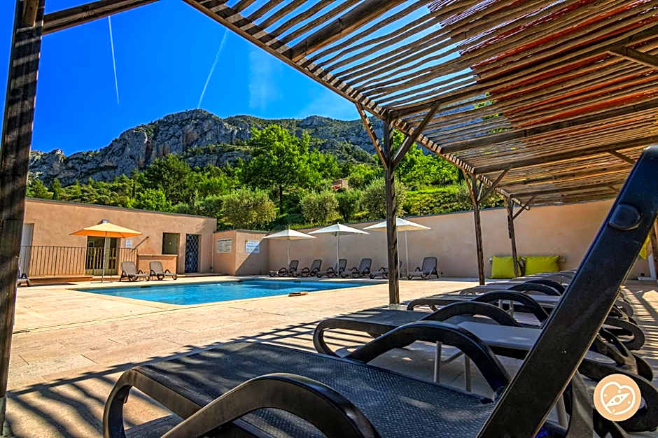 Hotel Les Restanques De Moustiers