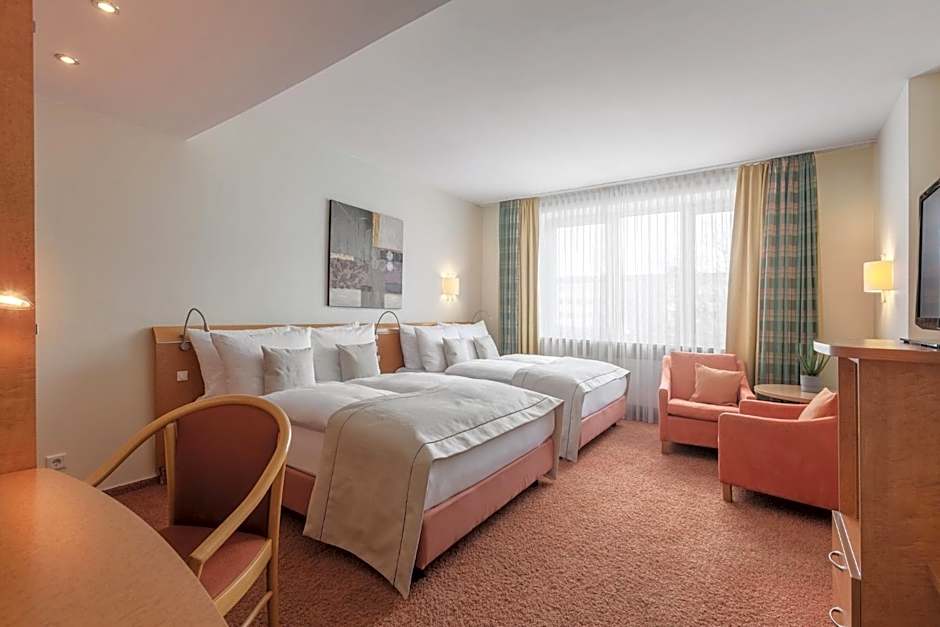 Garner Hamburg Wandsbek Marktplatz By IHG
