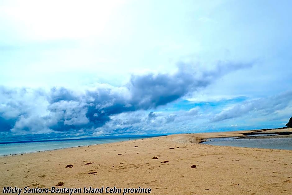 Micky Santoro- Apartments