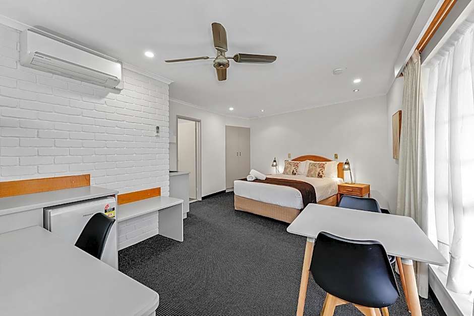 Sapphire Waters Motor Inn