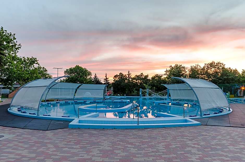 Hunguest Hotel Aqua Sol