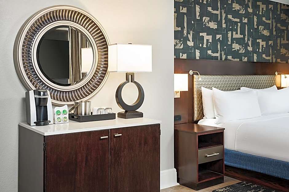 Hotel Alex Johnson Rapid City, Curio Collection by Hilton