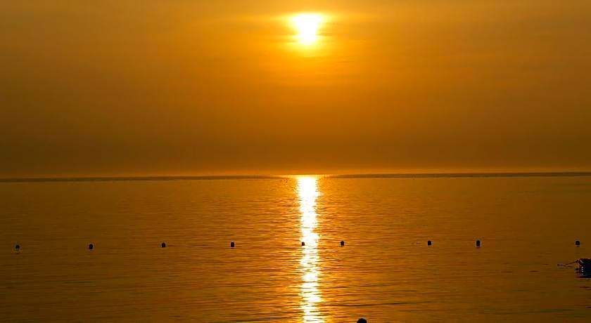Awaji Hamarikyu - Sumoto Onsen