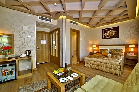 Suite with Balcony