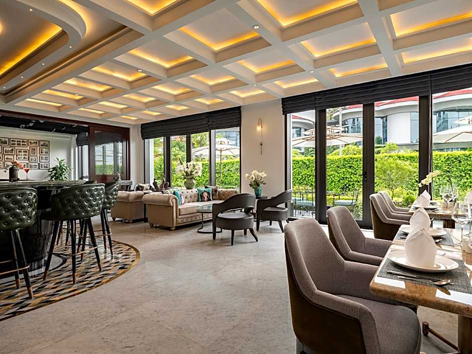 Elegant Mansion 88 – Hanoi, NY