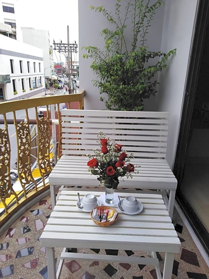 Bp Grand Suite Hotel