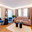 Naxi Suites
