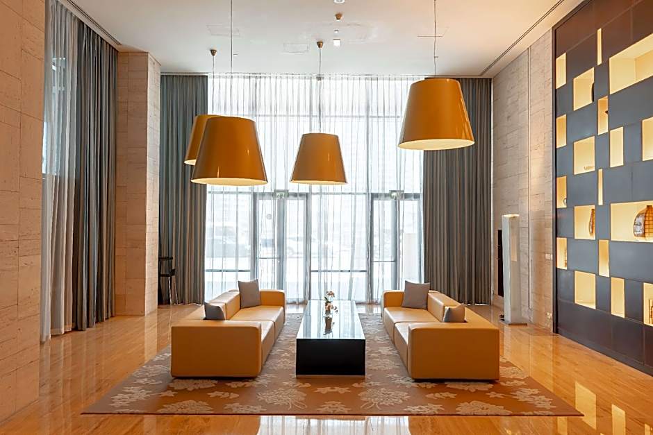 The Radisson Blu Residence, Dubai Marina