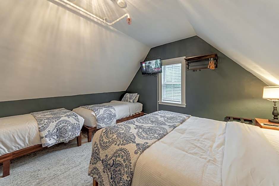 Cranmore Mountain Lodge Bed & Breakfast