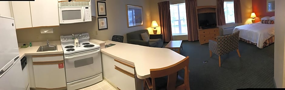 Cresthill Suites SUNY University Albany