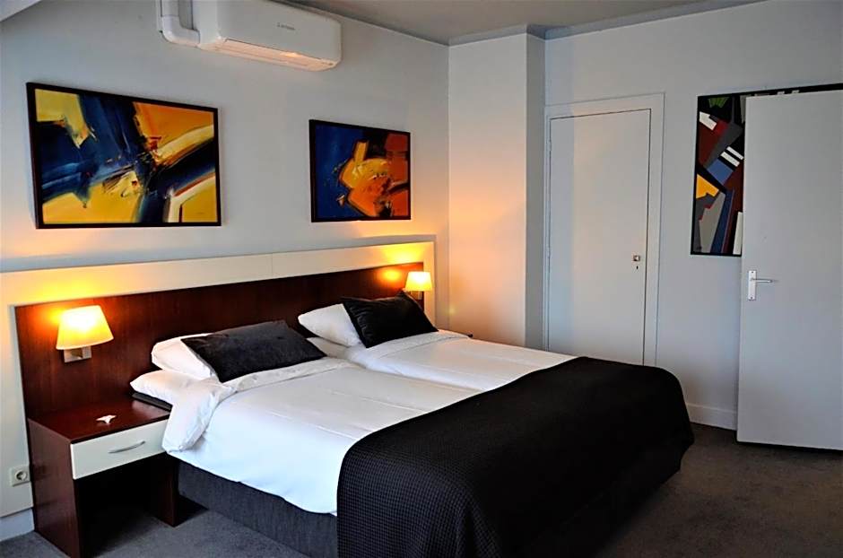 Apollo Hotel