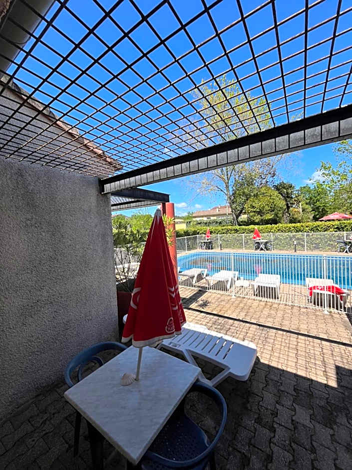 Hôtel Restaurant Douce France