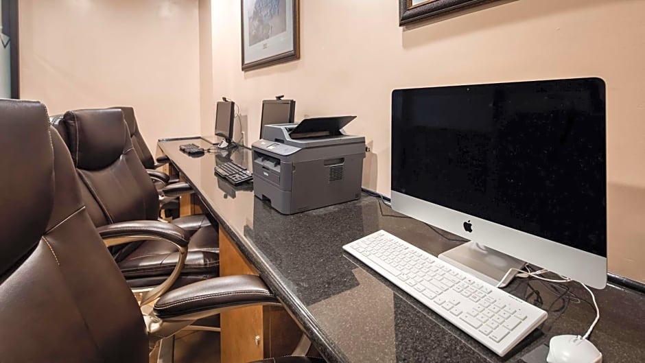 Best Western Premier Grand Canyon Squire Inn