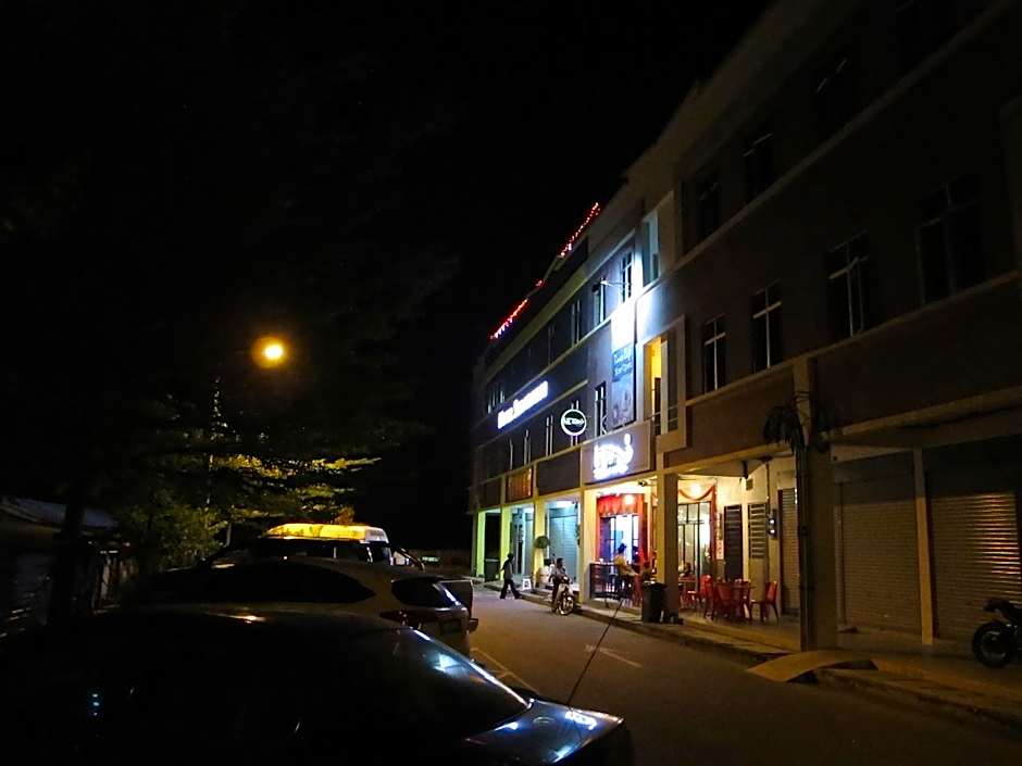 HOTEL SUKARAMAI