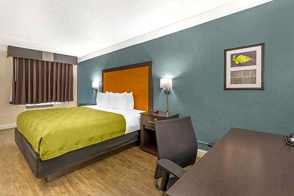 Quality Inn & Suites North Charleston - Ashley Phosphate