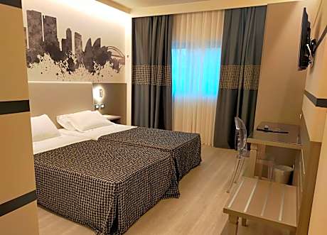 Deluxe Twin Room