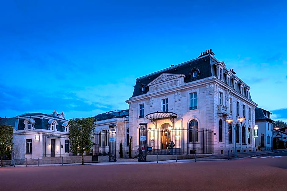 Best Western Premier Le Chapitre Hotel & Spa