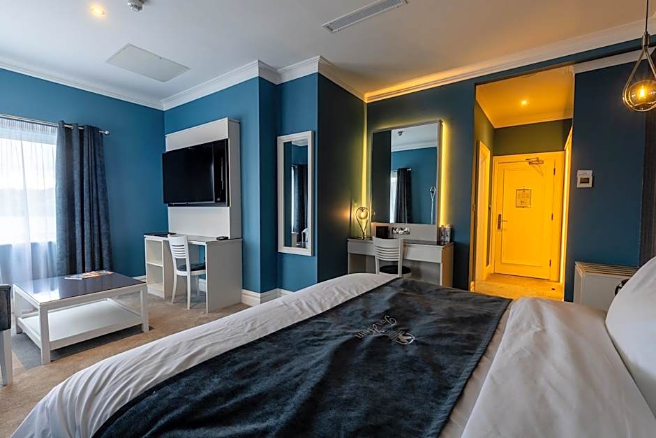 Tara Hotel
