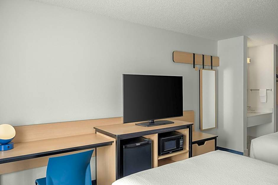City Express By Marriott Freeport