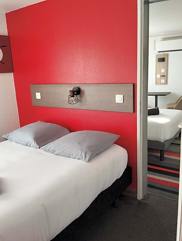 Kyriad Direct Saintes (ex Balladins)