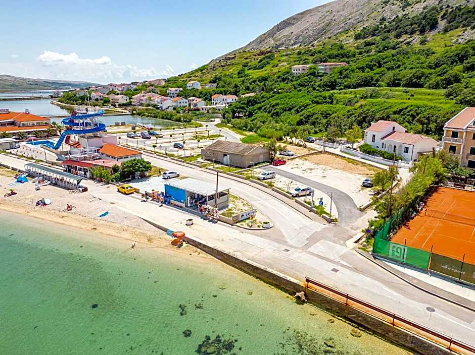 Apartmani Curic beachfront by Pag tours