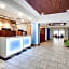 Holiday Inn Express Hotel & Suites Clewiston