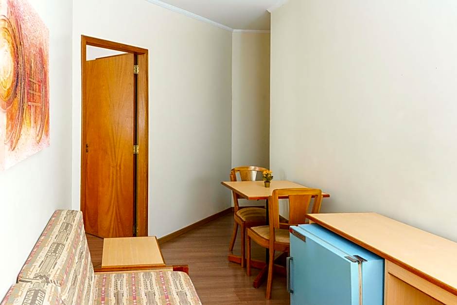 Hotel Augusta Boulevard