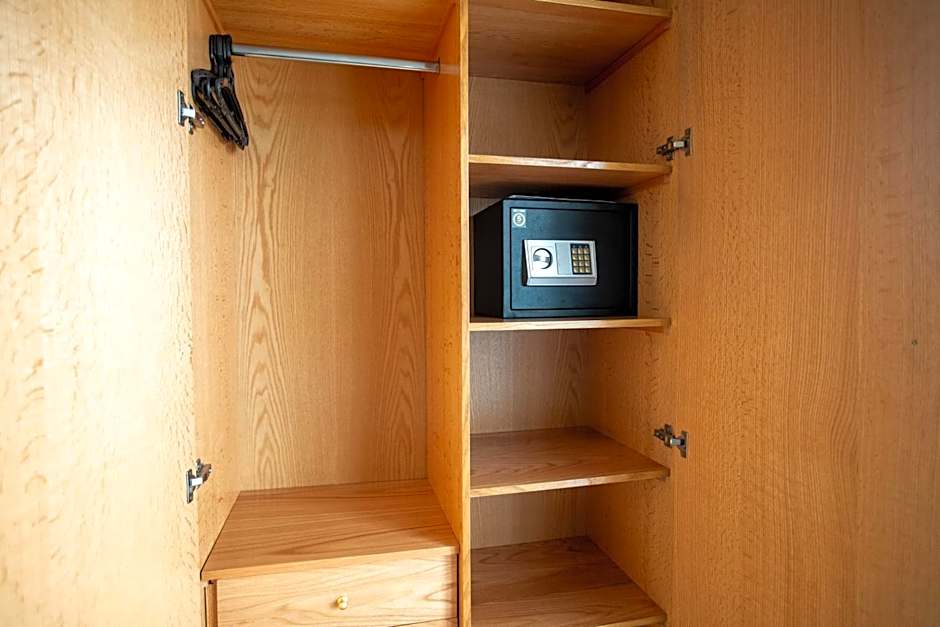 Mamlouk Pyramids Hotel