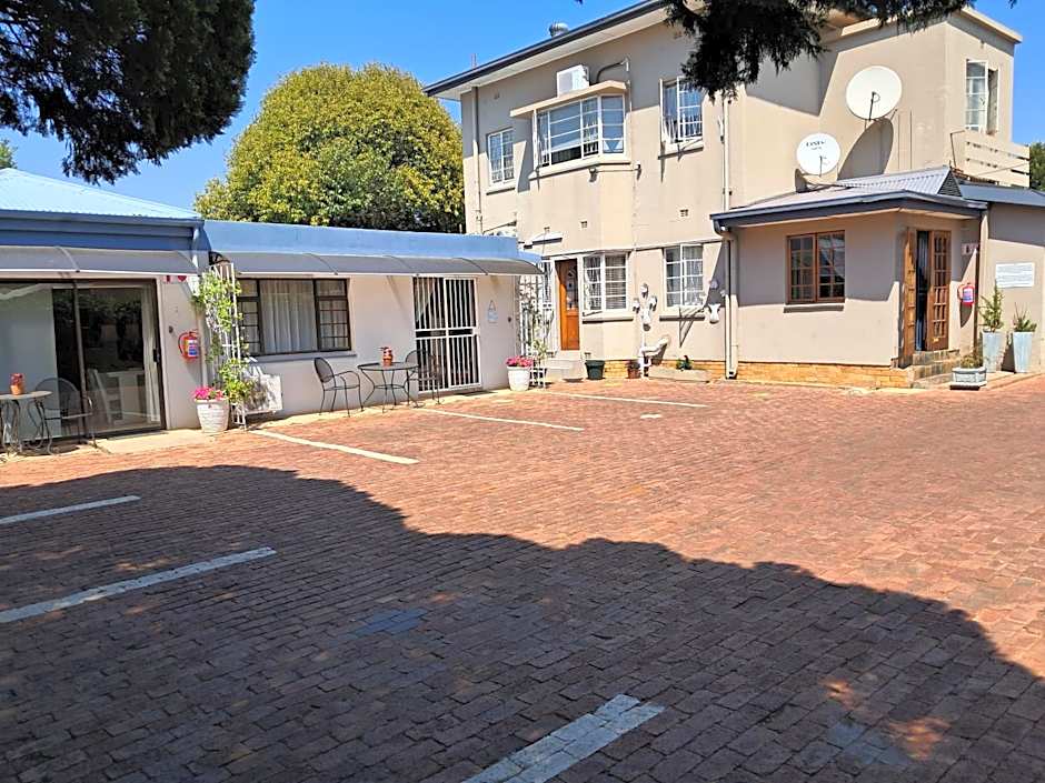 Jakkalsdraai Guest House