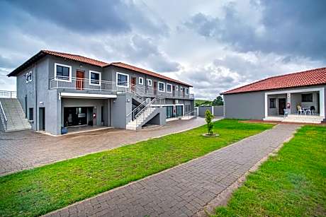 Khayalami Hotel - Emalahleni