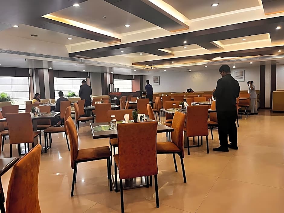 The Ocean Pearl Hotel